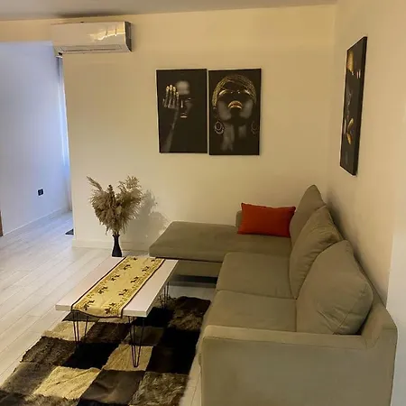 Your City Centre Apartment Tirana