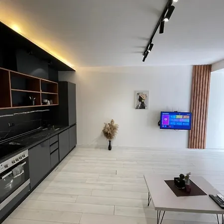 Your City Centre Apartmán Tirana